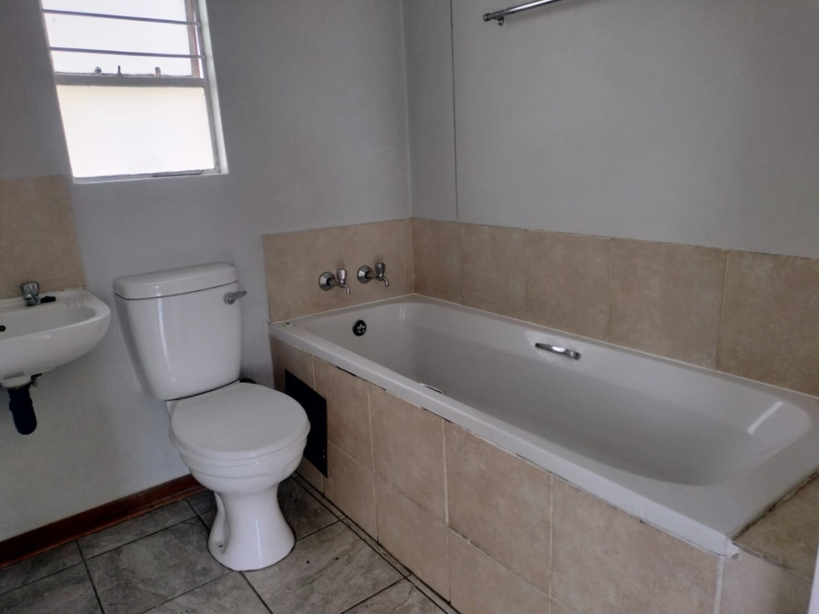 2 Bedroom Property for Sale in Raceway Free State